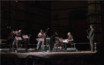 意大利錫耶納爵士基金會