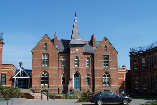 英國謝菲爾德大學