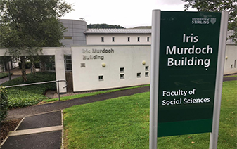 英國(guó)斯特林大學(xué)又譯斯特靈大學(xué)、史特靈大學(xué)_University of Stirling